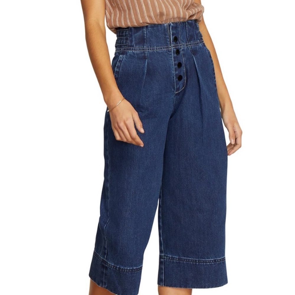 NWT Crop Jean